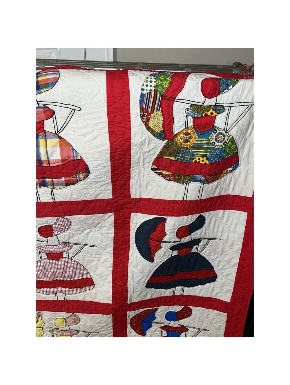 Southern Belle / Sunbonnet Sue Quilt Hand Quilted 76”x 99” Full / Queen Amazing